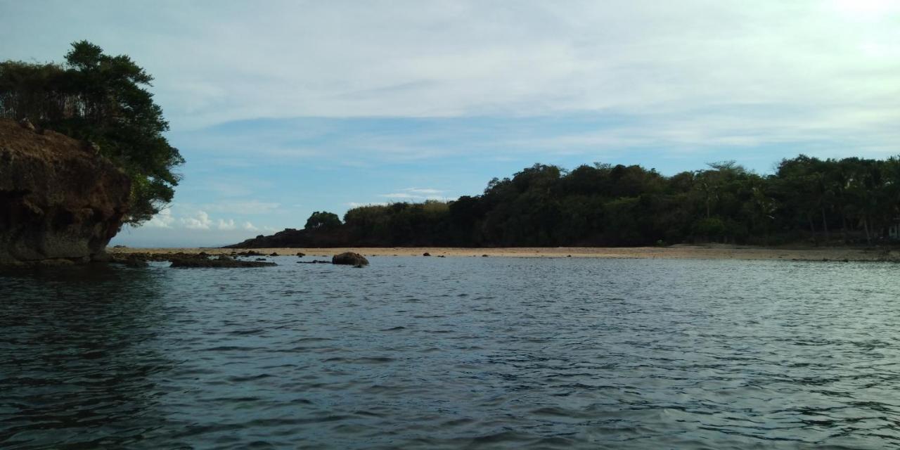 Sand Bar Beach Resort Насугбу Екстер'єр фото
